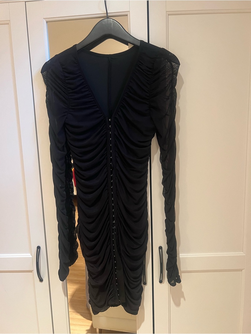 Elegant Black Ruched Long-Sleeve Dress